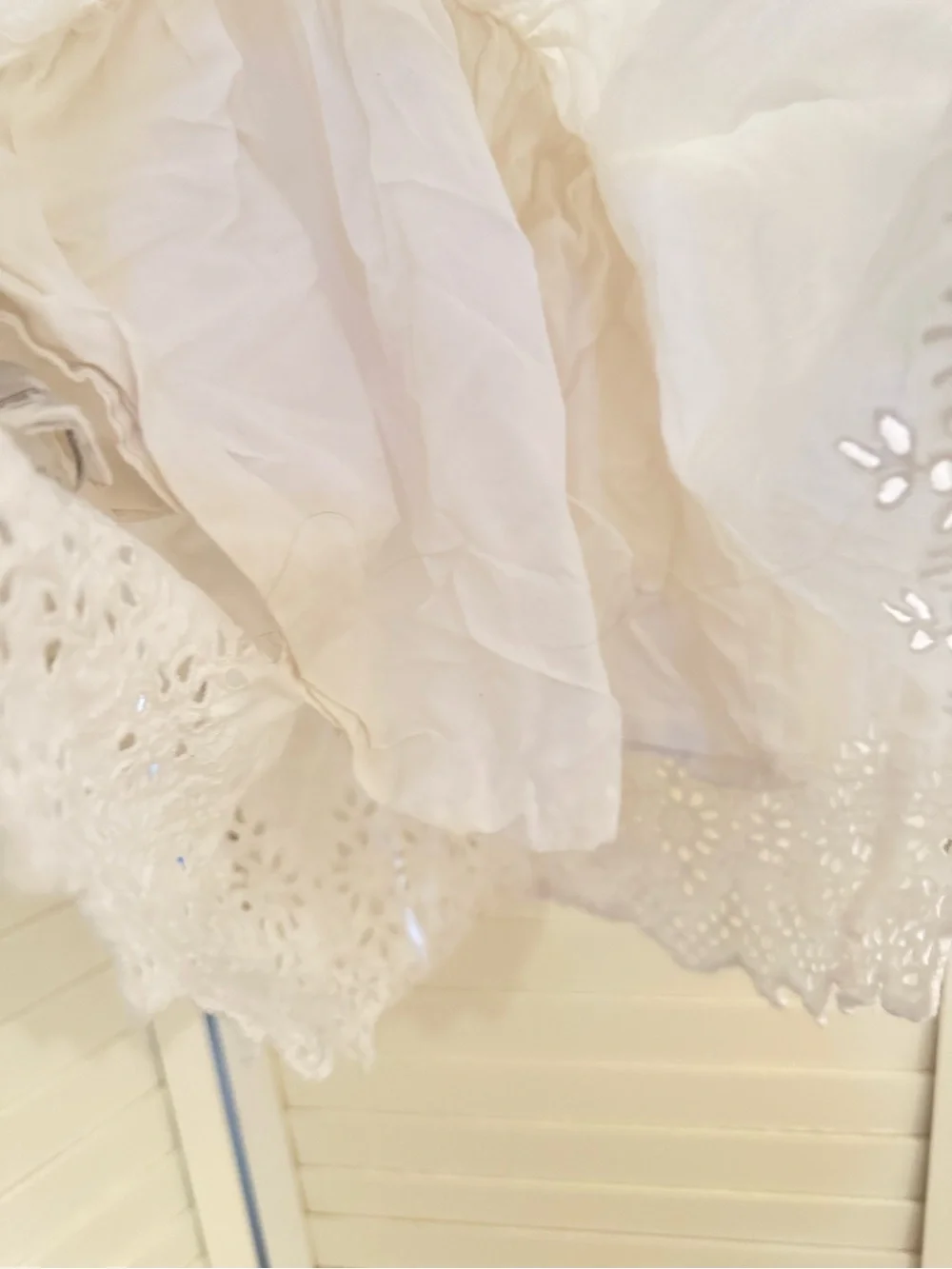 GAP White Eyelet Cotton Kids Dress - Classic Summer Style 4